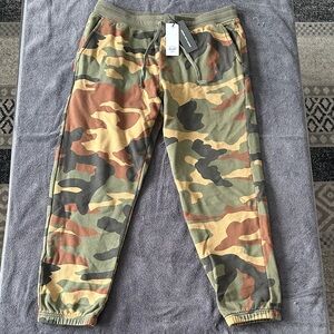 Herschel Camouflage Jogger Pants